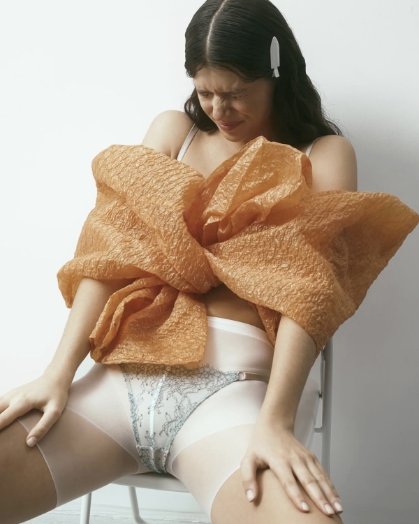 Frugal Chic, Candid Girlfriend и другие женские